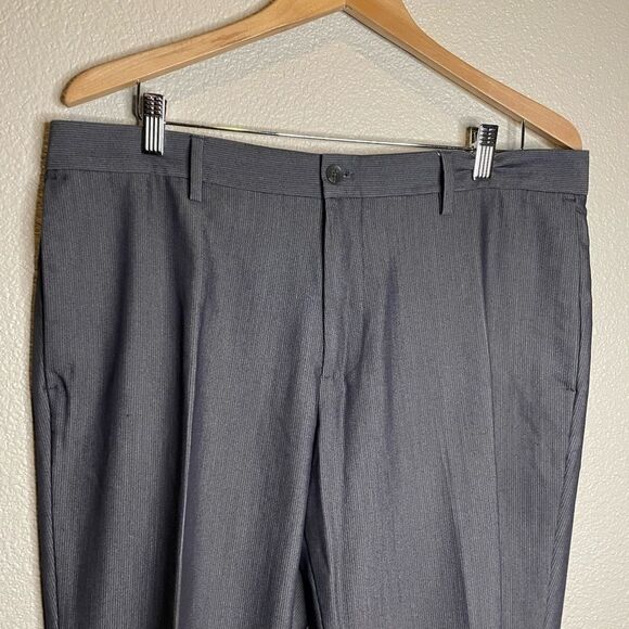 Van Heusen Studio Men Grey Slacks w/ Light White Stripes Size 36x30 - Picture 8 of 11